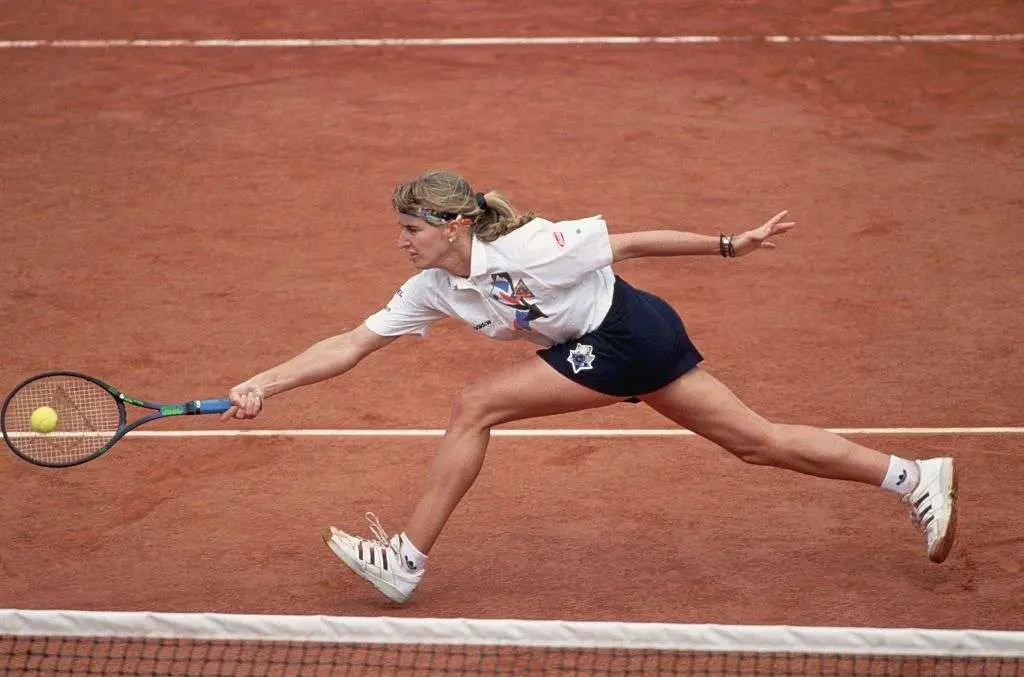 05_Steffi Graf at French Open in 1993