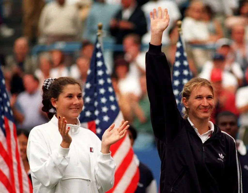 06_In 1995 after defeating Monica Seles in US Open finals